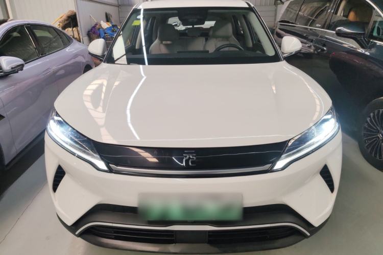 Used BYD Yuan UP 2025 Intelligent Driving Version 401 km Leading Edition Front