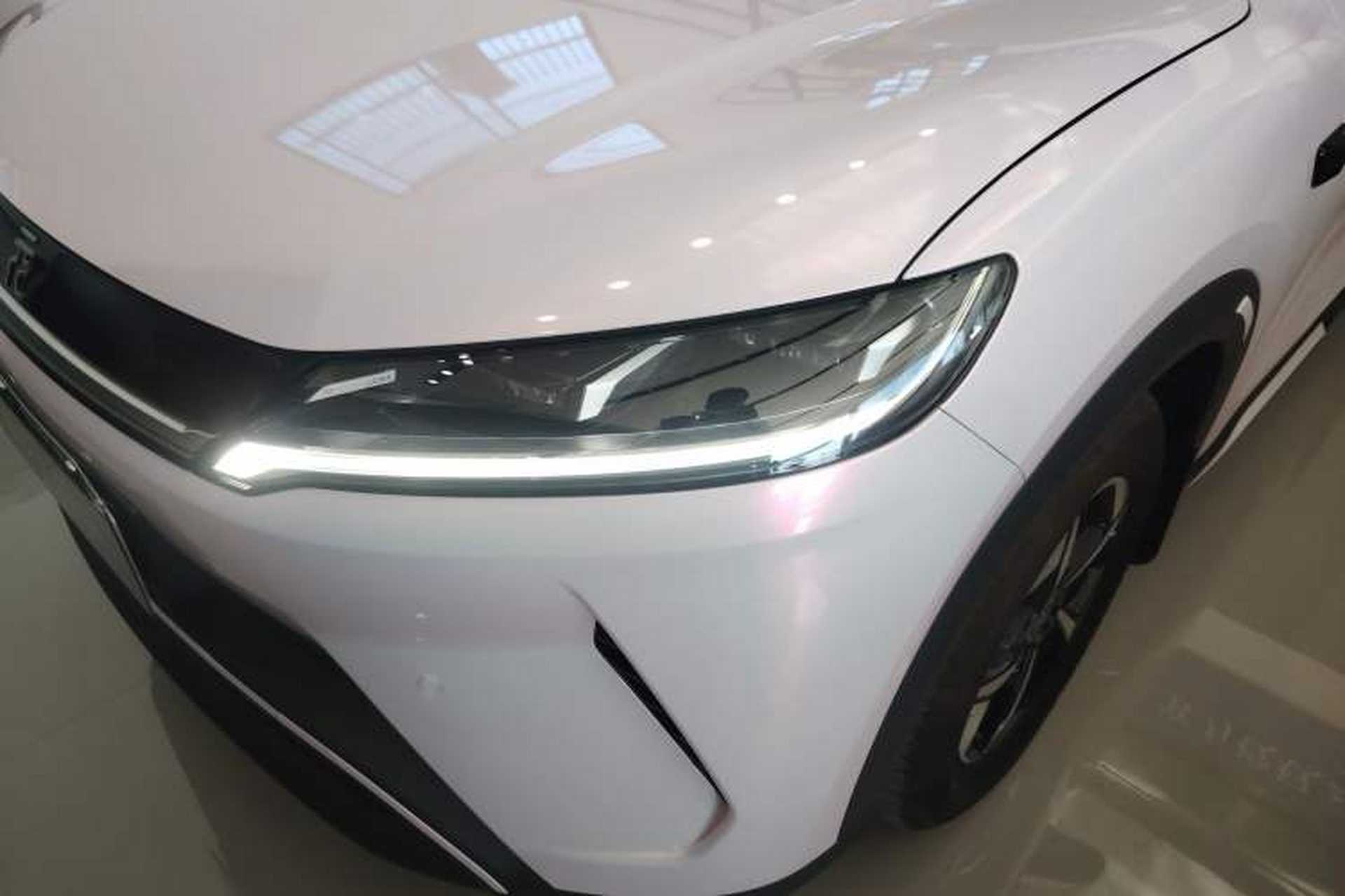 Used BYD Yuan UP 2025 Intelligent Driving Version 401 km Beyond-Range Edition Left Front Headlight