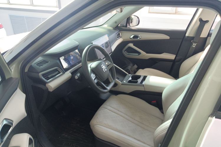 Used BYD Yuan UP 2025 Intelligent Driving Version 401 km Beyond-Range Edition Left Front Seat