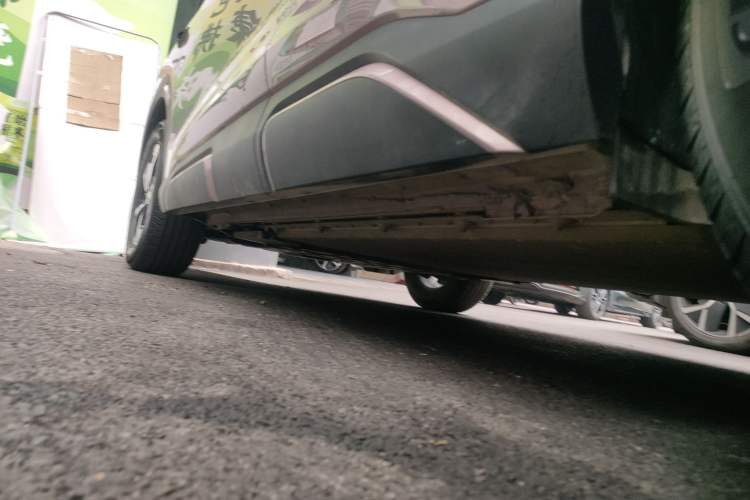 Used BYD Yuan UP 2025 Intelligent Driving Version 401 km Beyond-Range Edition Left Side Sill