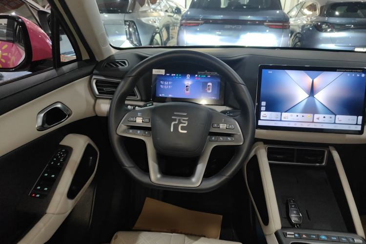 Used BYD Yuan UP 2025 Intelligent Driving Version 401 km Leading Edition Steering Wheel