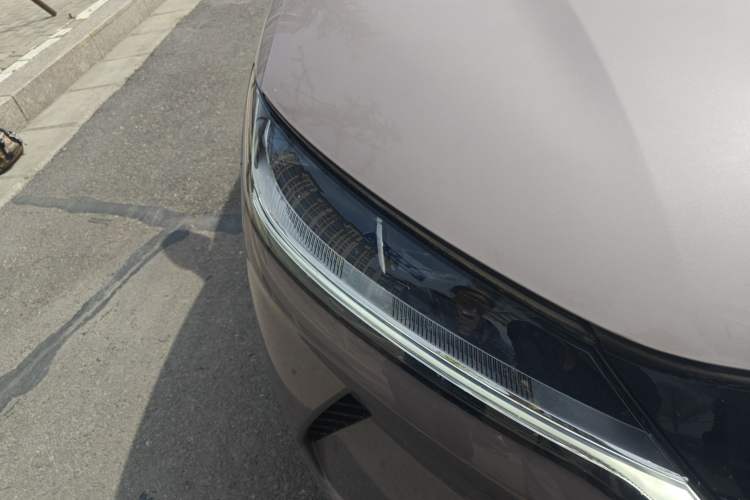Used BYD Yuan UP 2025 Intelligent Driving Version 401 KM Dynamic Edition Right Front Headlight