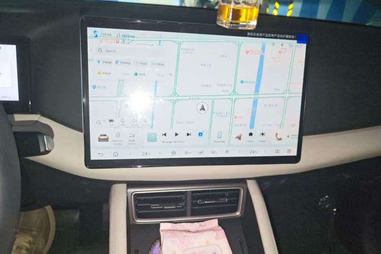 Used BYD Yuan UP 2025 Intelligent Driving Version 401 KM Dynamic Edition Audio And AC Panel