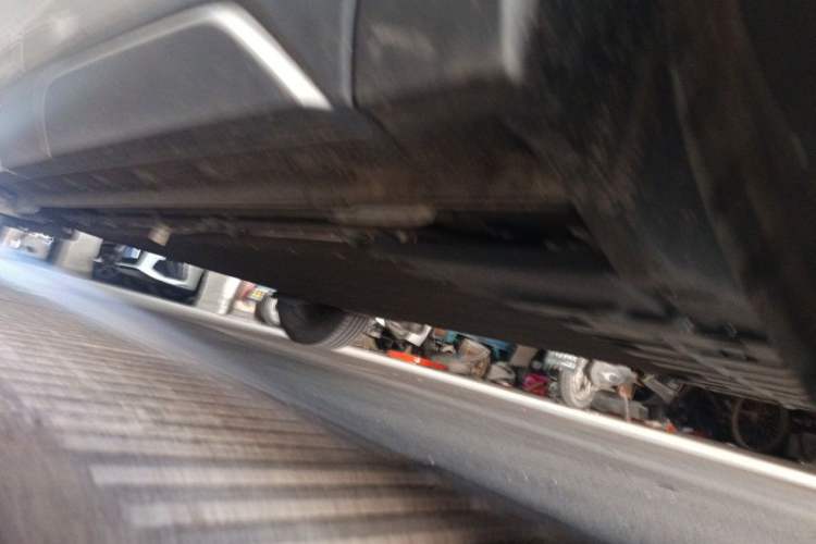 Used BYD Yuan UP 2025 Intelligent Driving Version 401 km Leading Edition Chassis Front Right