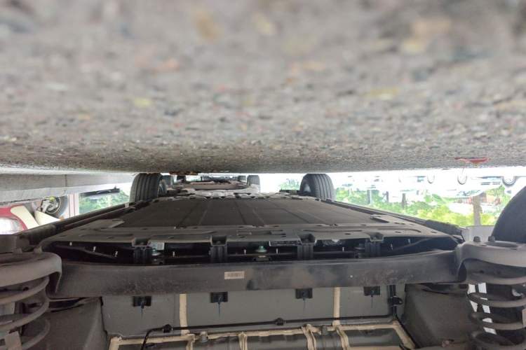 Used BYD Yuan UP 2025 Intelligent Driving Version 401 KM Dynamic Edition Chassis Rear