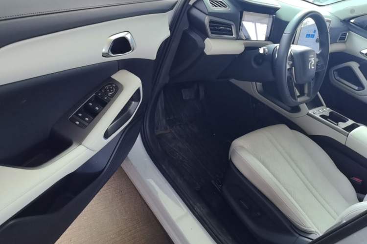Used BYD Yuan UP 2025 Intelligent Driving Version 401 km Leading Edition Driver Seat