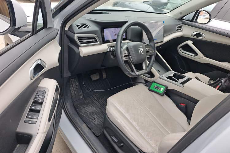 Used BYD Yuan UP 2025 Intelligent Driving Version 401 km Beyond-Range Edition Driver Seat