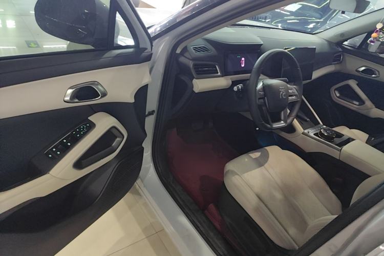 Used BYD Yuan UP 2025 Intelligent Driving Version 401 KM Dynamic Edition Driver Seat