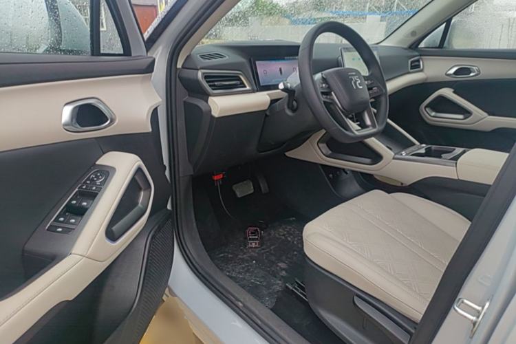 Used BYD Yuan UP 2025 Model 301KM Leading Version Driver Seat