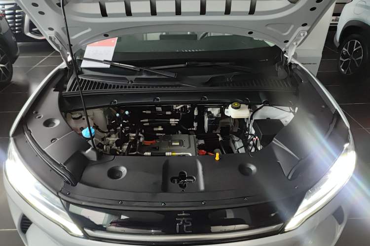 Used BYD Yuan UP 2025 Intelligent Driving Version 401 km Leading Edition Engine Bay