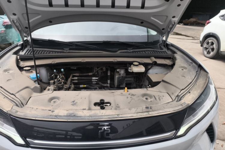 Used BYD Yuan UP 2025 Intelligent Driving Version 401 KM Dynamic Edition Engine Bay