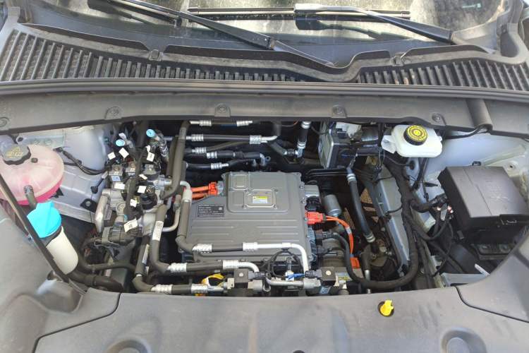 Used BYD Yuan UP 2025 Intelligent Driving Version 401 KM Dynamic Edition Engine Bay