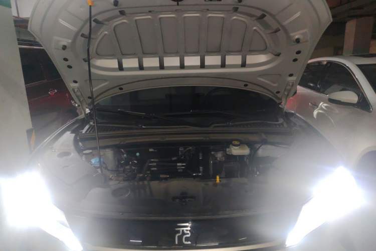 Used BYD Yuan UP 2025 Intelligent Driving Version 401 km Beyond-Range Edition Engine Bay