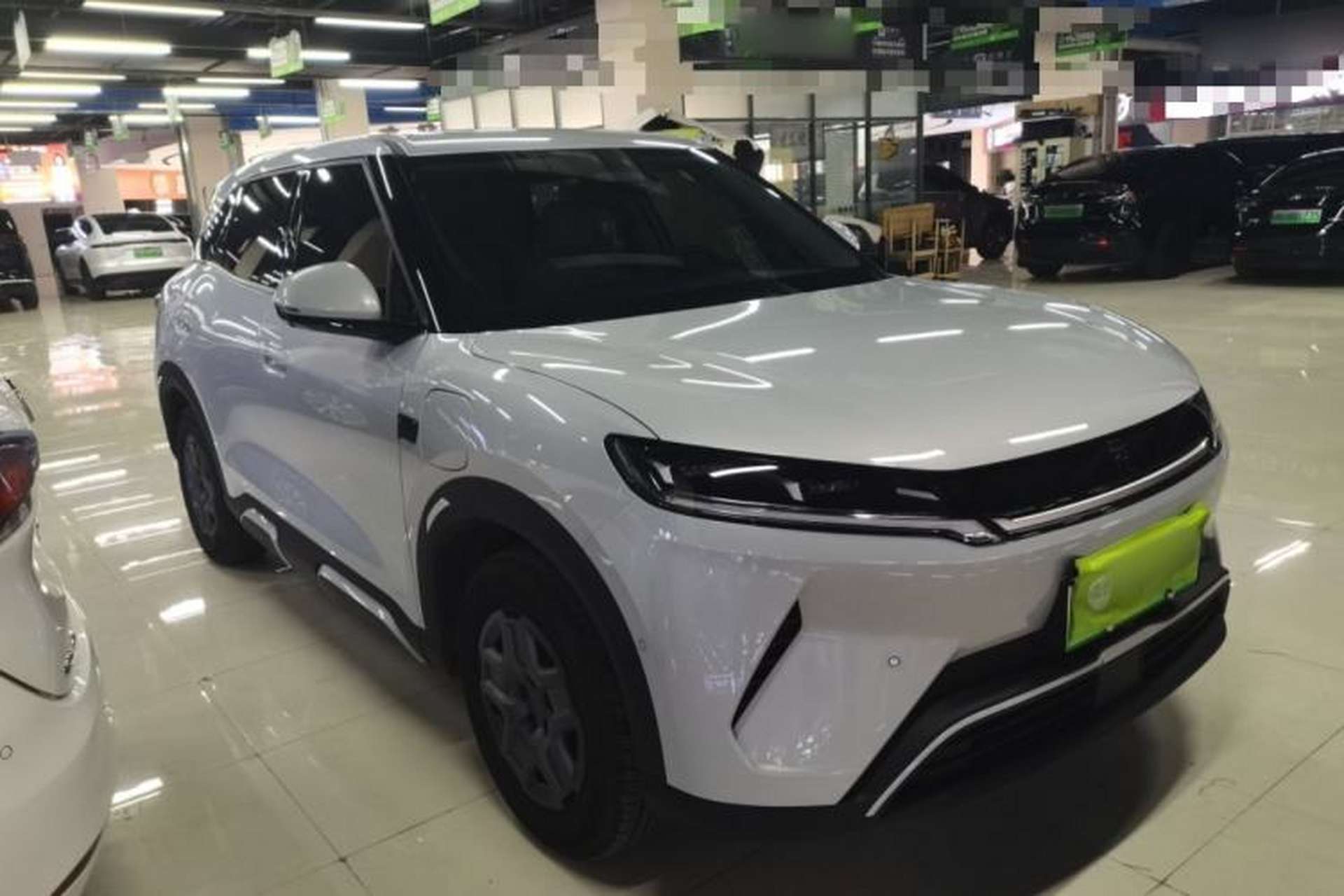 Used BYD Yuan UP 2025 Intelligent Driving Version 401 KM Dynamic Edition Exterior 1
