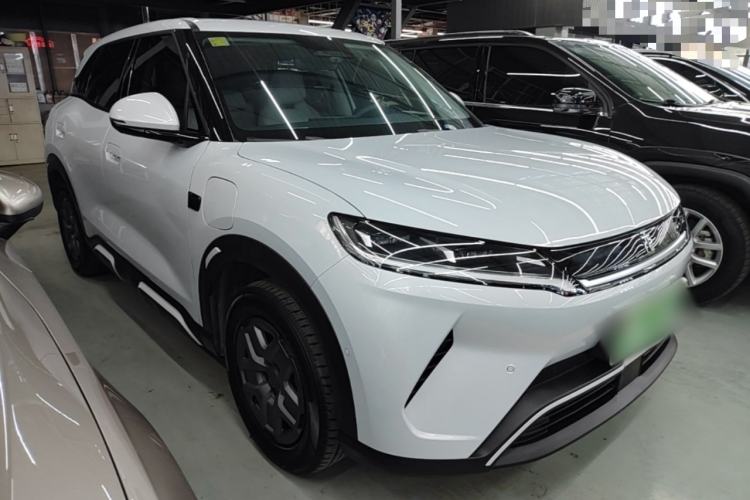 Used BYD Yuan UP 2025 Intelligent Driving Version 401 KM Dynamic Edition Exterior 1