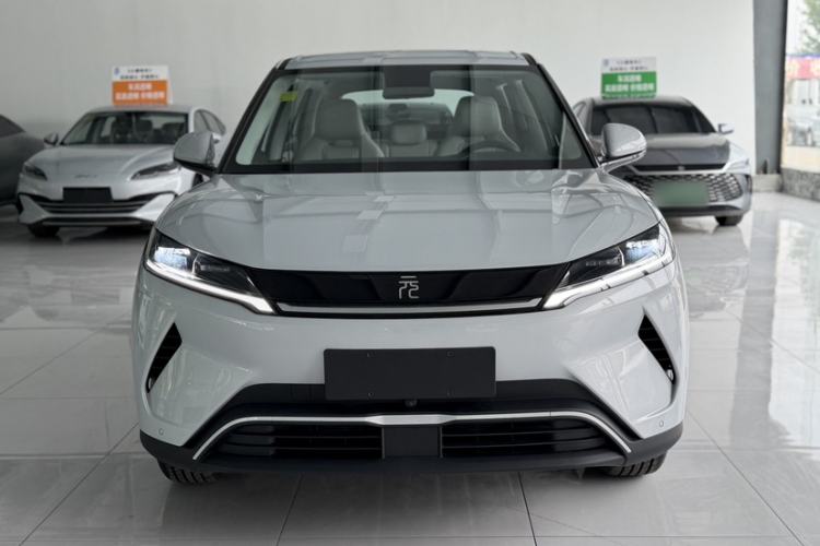Used BYD Yuan UP 2025 Model 301KM Leading Version Exterior 1