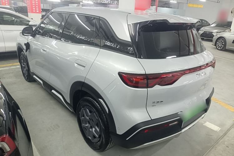 Used BYD Yuan UP 2025 Intelligent Driving Version 401 KM Dynamic Edition Exterior 2