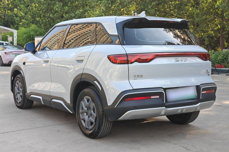 Used BYD Yuan UP 2025 Intelligent Driving Version 401 KM Dynamic Edition Exterior 9