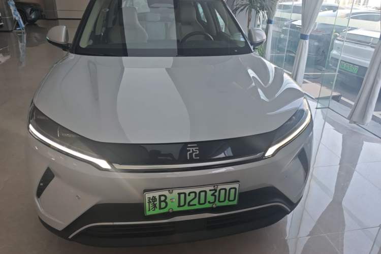 Used BYD Yuan UP 2025 Intelligent Driving Version 401 km Leading Edition Front