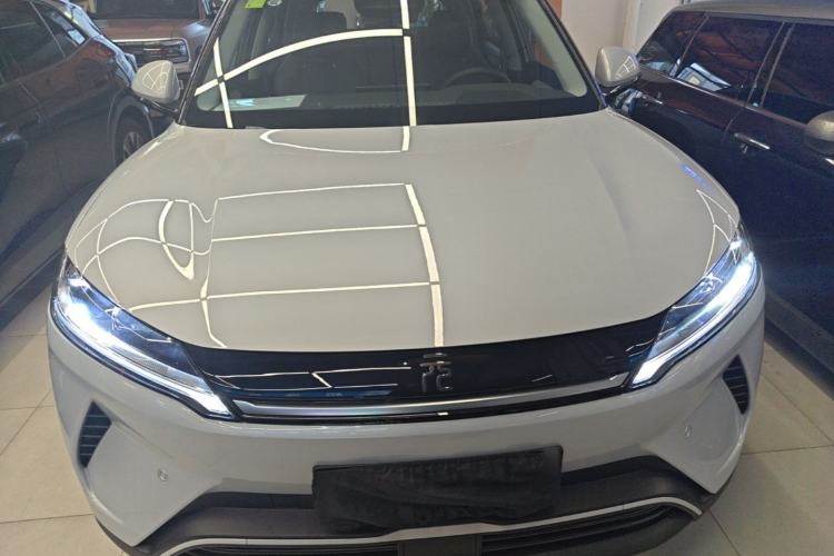 Used BYD Yuan UP 2025 Intelligent Driving Version 401 KM Dynamic Edition Front