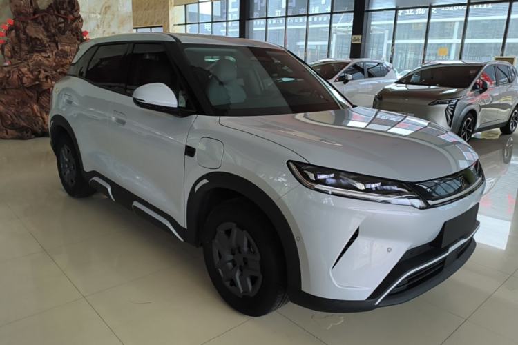 Used BYD Yuan UP 2025 Intelligent Driving Version 401 KM Dynamic Edition Front Right 45 Deg
