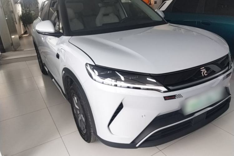 Used BYD Yuan UP 2025 Intelligent Driving Version 401 KM Dynamic Edition Front Right 45 Deg