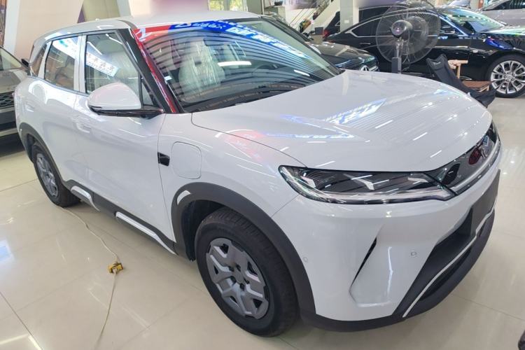 Used BYD Yuan UP 2025 Intelligent Driving Version 401 KM Dynamic Edition Front Right 45 Deg