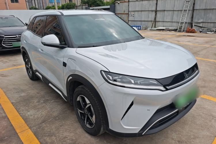 Used BYD Yuan UP 2025 Intelligent Driving Version 401 km Leading Edition Front Right 45 Deg