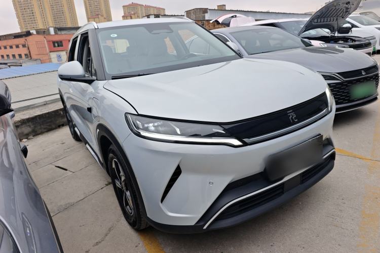 Used BYD Yuan UP 2025 Intelligent Driving Version 401 km Beyond-Range Edition Front Right 45 Deg