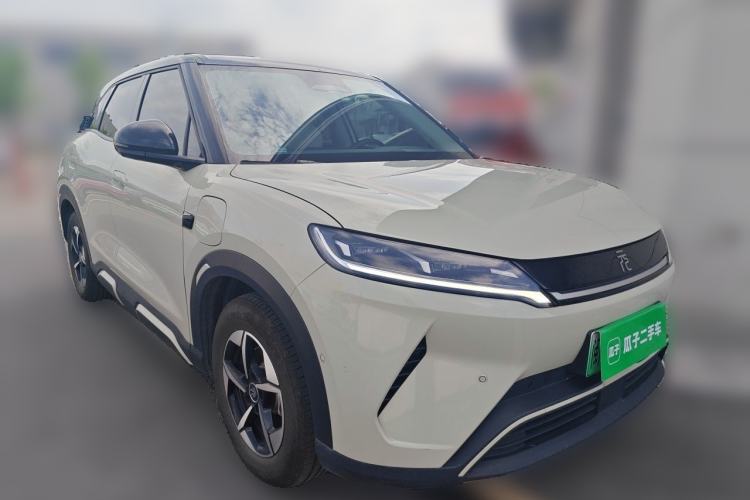 Used BYD Yuan UP 2025 Intelligent Driving Version 401 km Leading Edition Front Right 45 Deg