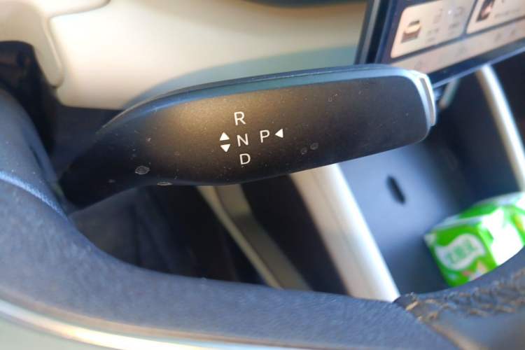 Used BYD Yuan UP 2025 Intelligent Driving Version 401 KM Dynamic Edition Gear Lever
