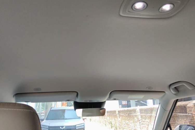 Used BYD Yuan UP 2025 Intelligent Driving Version 401 KM Dynamic Edition Headliner