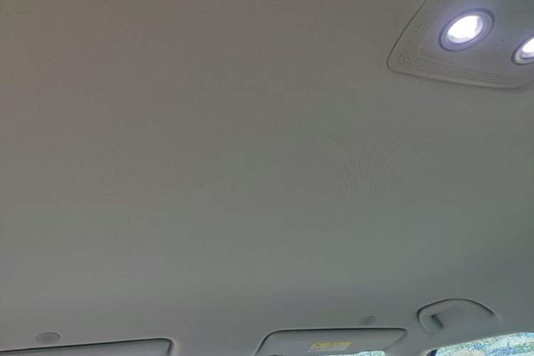 Used BYD Yuan UP 2025 Model 301KM Leading Version Headliner