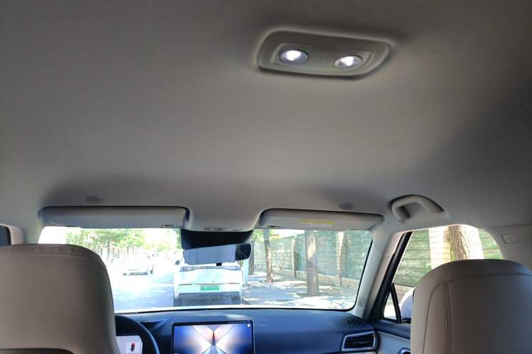 Used BYD Yuan UP 2025 Intelligent Driving Version 401 KM Dynamic Edition Headliner