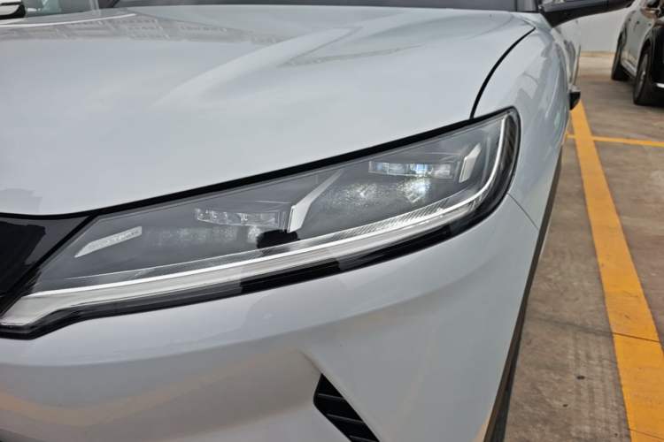 Used BYD Yuan UP 2025 Intelligent Driving Version 401 km Leading Edition Left Front Headlight