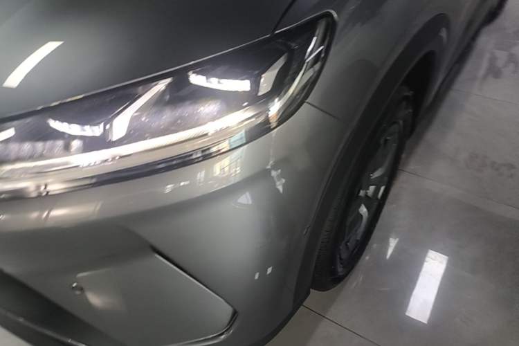 Used BYD Yuan UP 2025 Intelligent Driving Version 401 KM Dynamic Edition Left Front Headlight