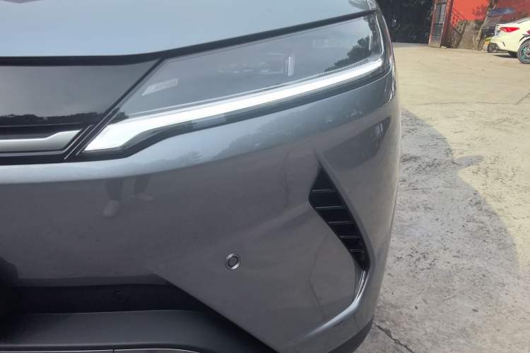 Used BYD Yuan UP 2025 Intelligent Driving Version 401 KM Dynamic Edition Left Front Headlight