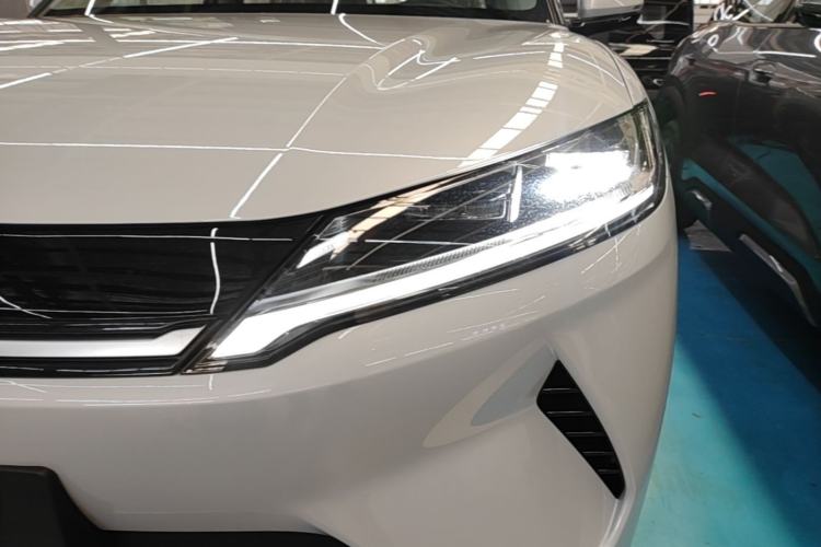 Used BYD Yuan UP 2025 Model 301KM Leading Version Left Front Headlight