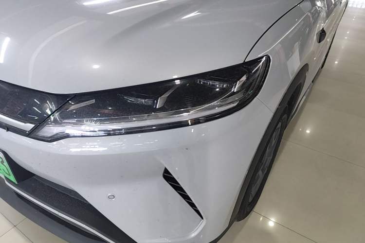 Used BYD Yuan UP 2025 Intelligent Driving Version 401 KM Dynamic Edition Left Front Headlight