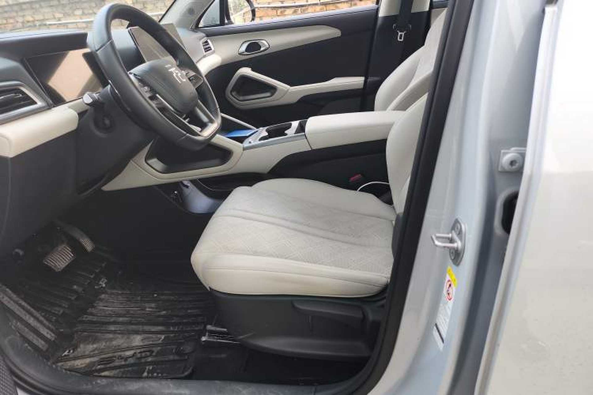 Used BYD Yuan UP 2025 Intelligent Driving Version 401 KM Dynamic Edition Left Front Seat