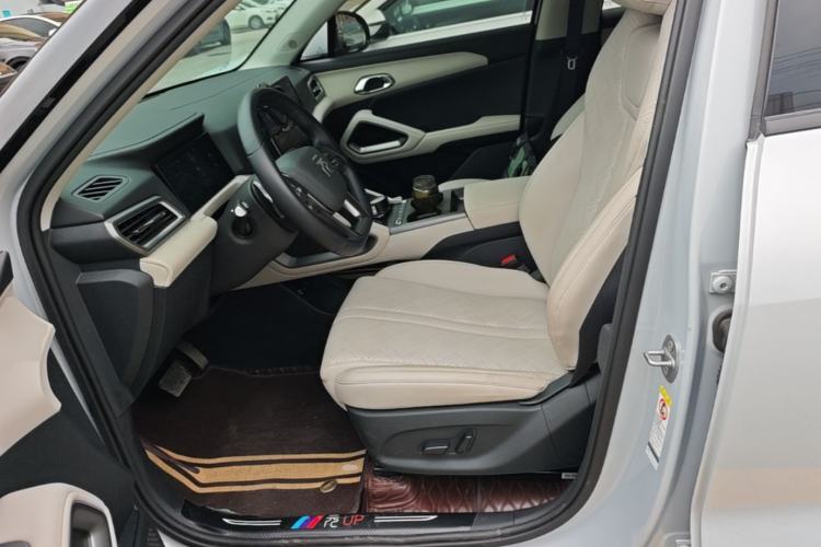 Used BYD Yuan UP 2025 Intelligent Driving Version 401 km Leading Edition Left Front Seat