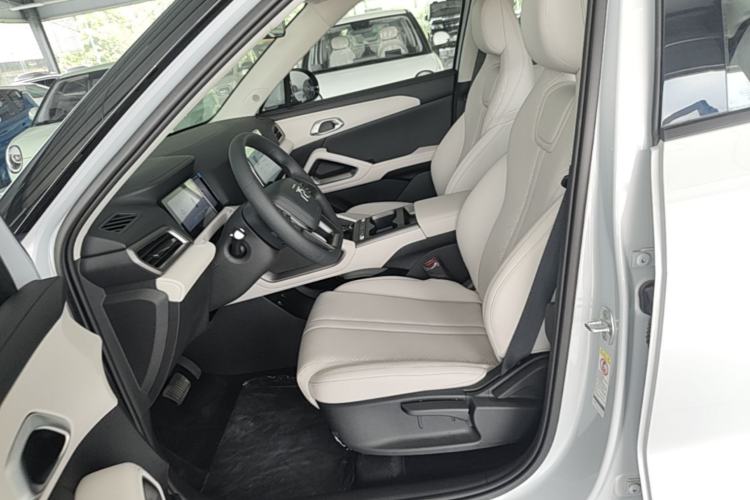 Used BYD Yuan UP 2025 Model 301KM Leading Version Left Front Seat