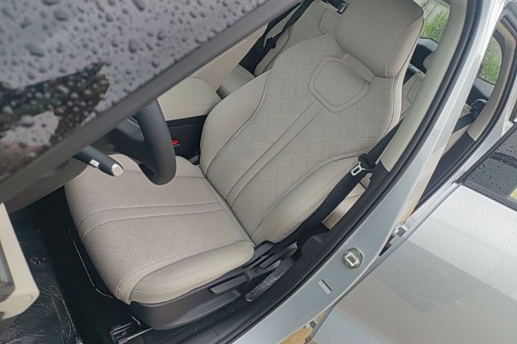 Used BYD Yuan UP 2025 Model 301KM Leading Version Left Front Seat
