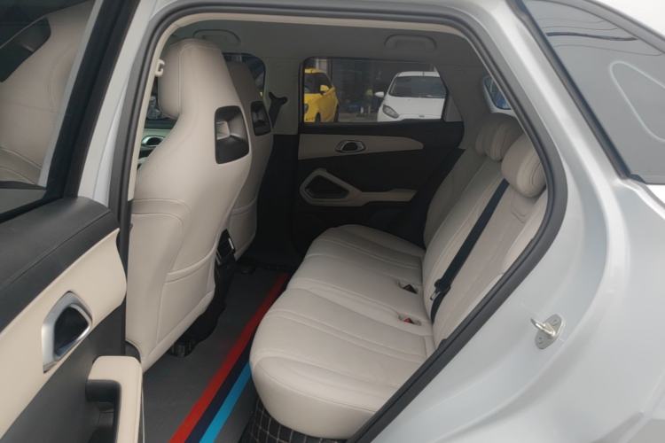 Used BYD Yuan UP 2025 Intelligent Driving Version 401 KM Dynamic Edition Left Rear Seat