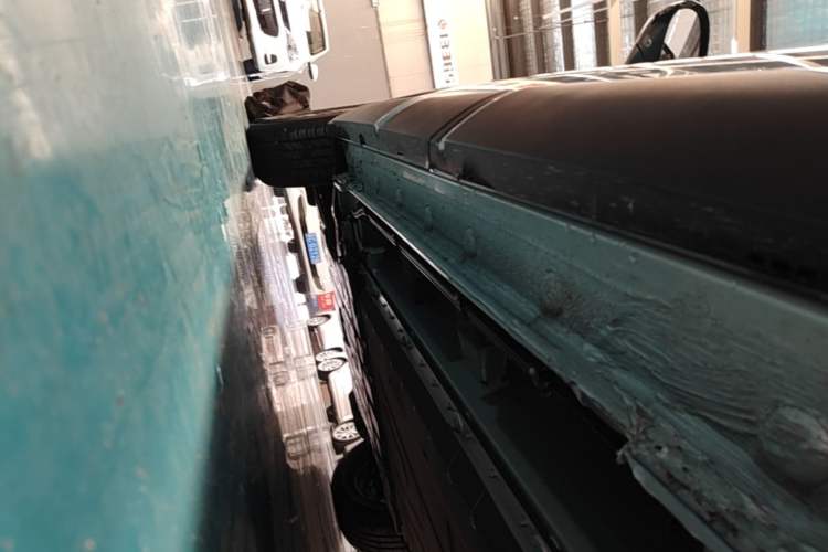 Used BYD Yuan UP 2025 Model 301KM Leading Version Left Side Sill