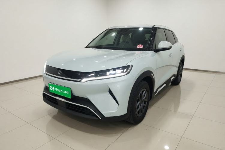BYD Yuan UP 2025 Model 301KM Leading Version