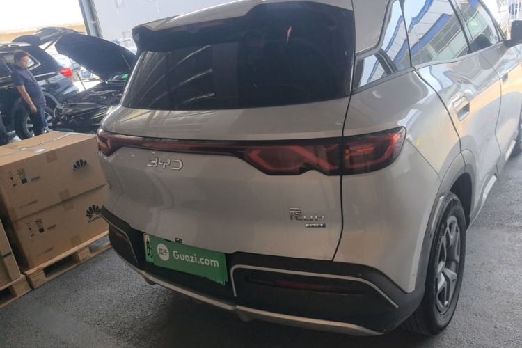 Used BYD Yuan UP 2025 Intelligent Driving Version 401 KM Dynamic Edition Rear