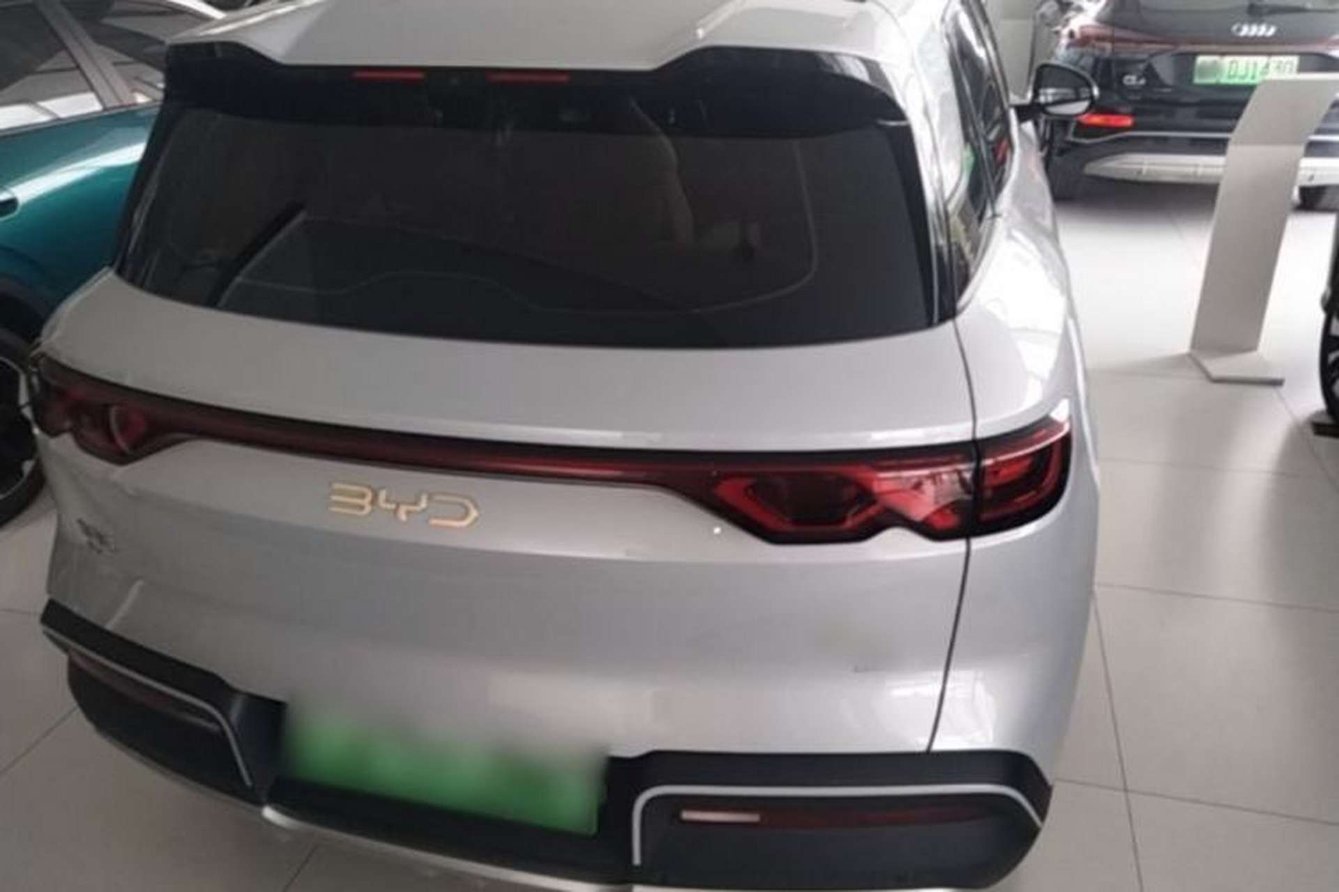 Used BYD Yuan UP 2025 Intelligent Driving Version 401 KM Dynamic Edition Rear