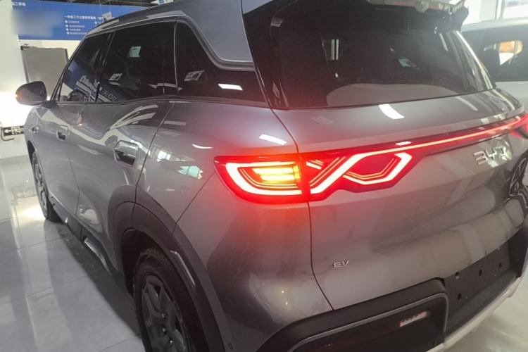 Used BYD Yuan UP 2025 Intelligent Driving Version 401 KM Dynamic Edition Rear Left 45 Deg