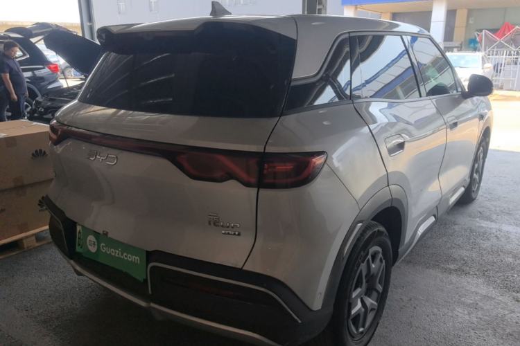Used BYD Yuan UP 2025 Intelligent Driving Version 401 KM Dynamic Edition Rear Right 45 Deg